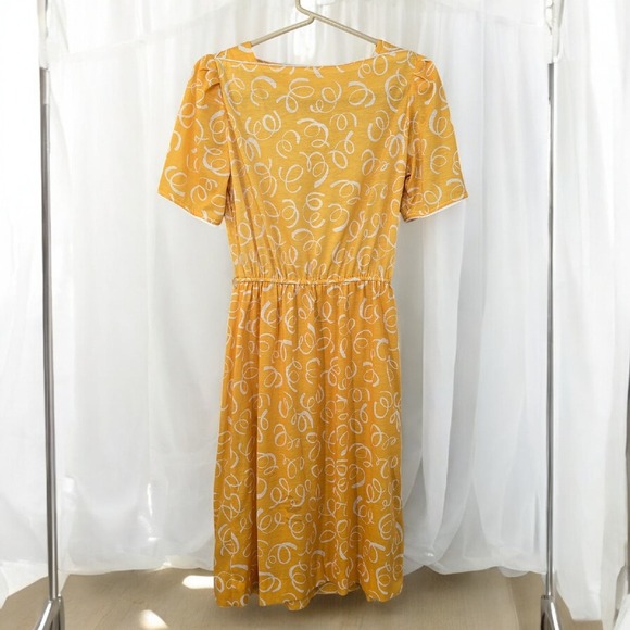 VTG Darian Midi Dress Yellow White Print Short Sleeve Elastic Waist‎ Woman 12 - Picture 1 of 9
